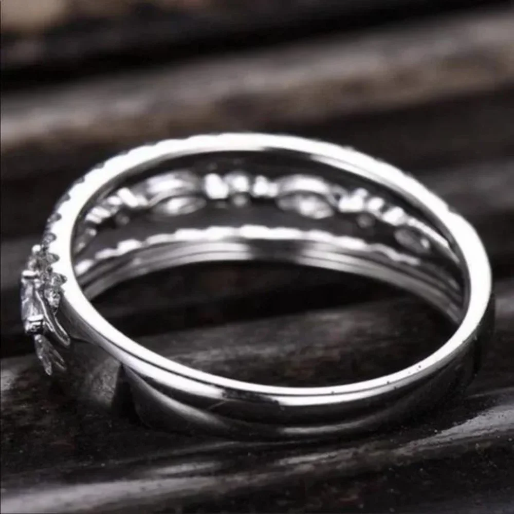 HALO 4.1 CT 925 STERLING SILVER DIAMOND RING - Picture 3 of 4